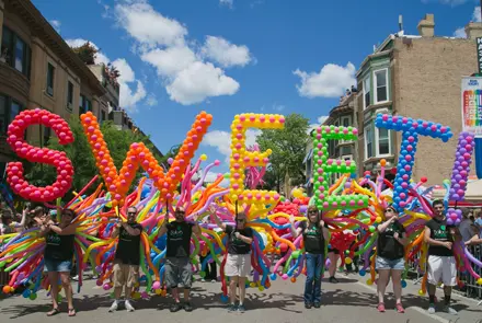 Balloons by Tommy - 2017 Chicago Pride Parade