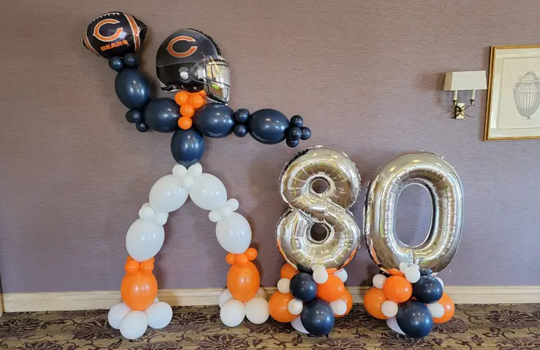 Chicago Bears themed 80th birthday balloon decor