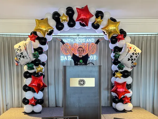 8ftx8ft classic arch with a casino theme