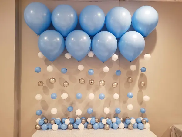 Tabletop bubble balloon wall for gift and dessert tables