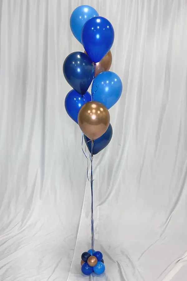 Classic balloon bouquet of 8 balloons