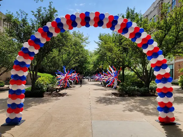 Wide classic balloon arch for outdoors
