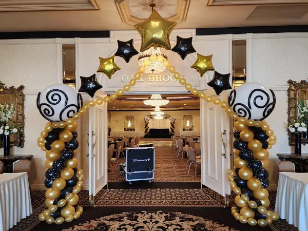 Decorative and elegant gatsby balloon arch arch