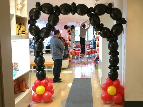 8ftx8ft simple mouse ear balloon arch 