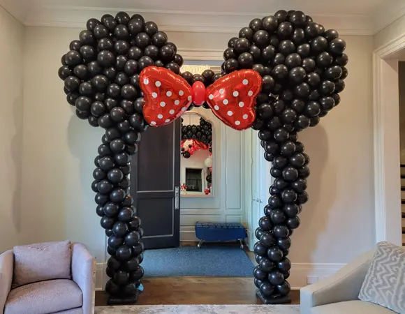 Jumbo Minnie Mouse balloon arch with ears