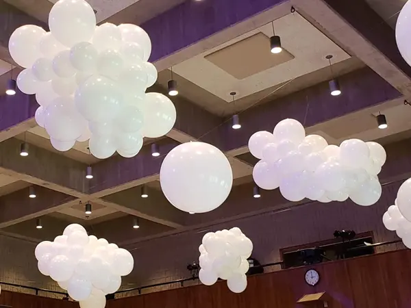 Organic balloon clouds for ceiling decoration