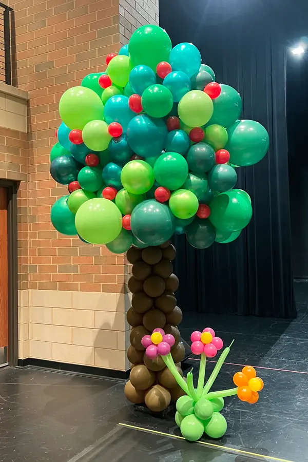 8ft tall spring balloon tree sculpture