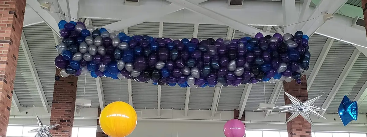 A classic balloon drop about 25ft long.