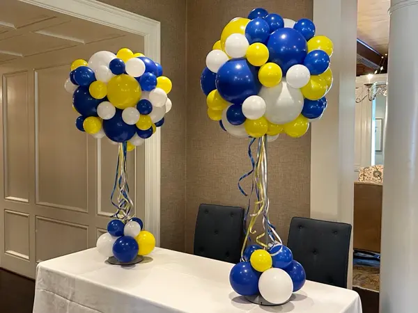 Organic balloon cluster centerpiece for indoor or outdoor use