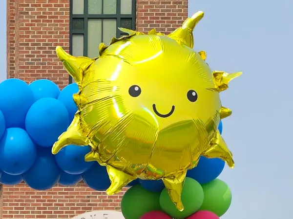 Large foil shape that can be added onto most decor item designs