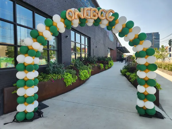Classic Balloon Arch in a boxed shape