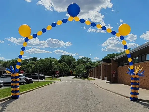 20ft-25ft wide bead arch