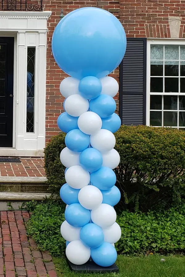 7.5ft tall classic balloon column with a jumbo round topper