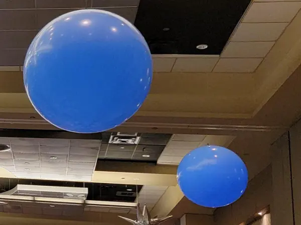 Jumbo ceiling balloons
