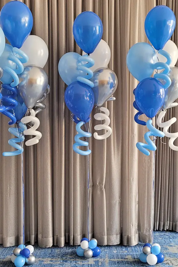 Squiggle balloon bouquet of 5