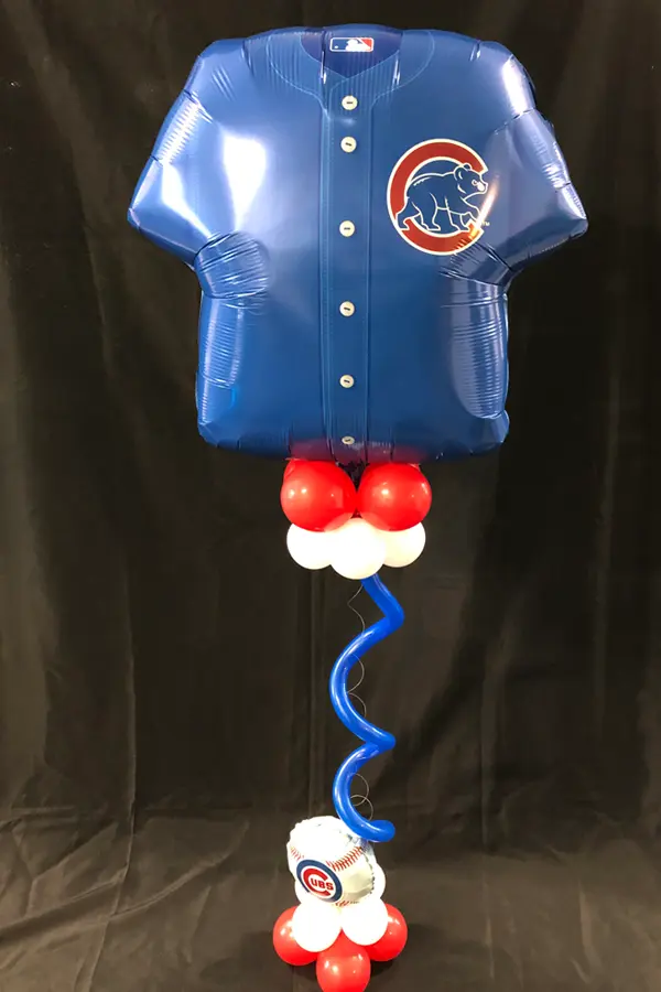 Table centerpiece with jumbo MLB team balloon foil