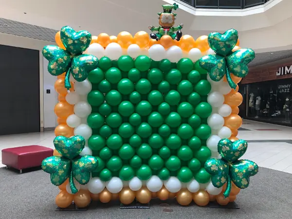 St. Patrick's Day shamock balloon wall