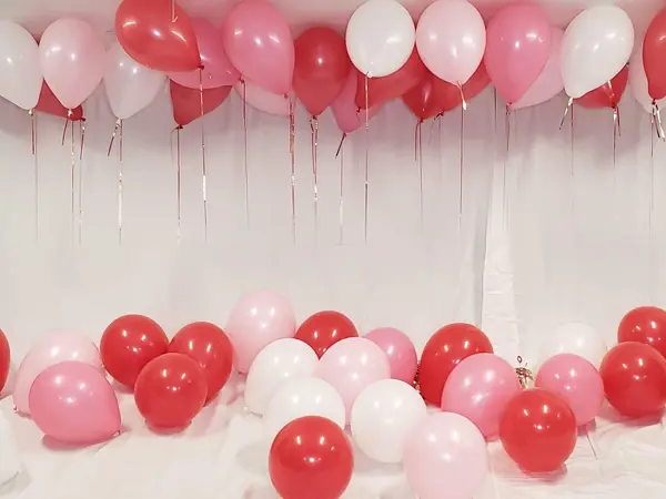 Valentine's Day balloon decor package