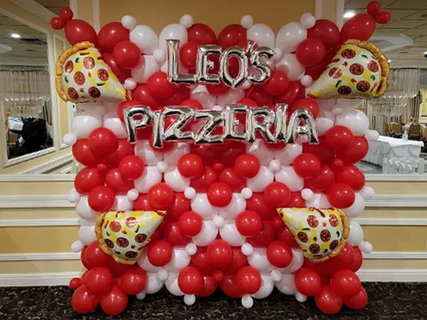 8ftx8ft link wall with a pizza theme